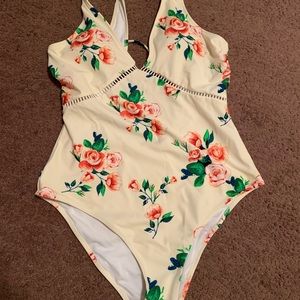 CUSHE One-piece Swimsuit